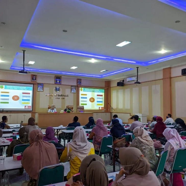 Dinas Kesehatan Kota Sukabumi melalui Seksi P2PM melaksanakan kegiatan Cascade Meeting and Data Validation Tingkat Layanan PDP se Kota Sukabumi